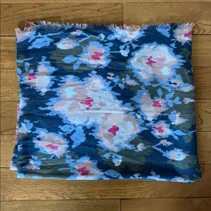 Stella & Dot Floral Scarf